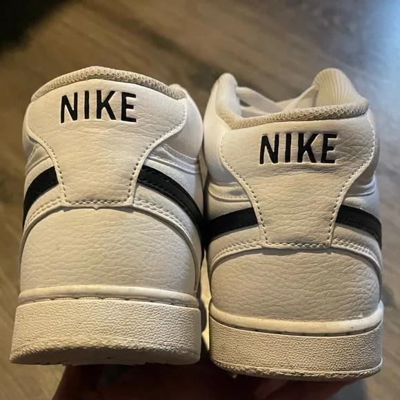 Nike Men's Court Vision Mid